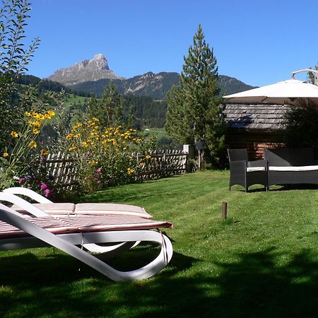 Hotel Alpenrose Dolomites La Valle Luaran gambar