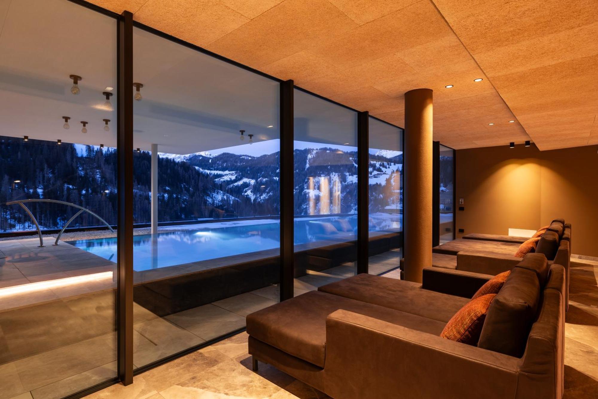 Hotel Alpenrose Dolomites La Valle Luaran gambar