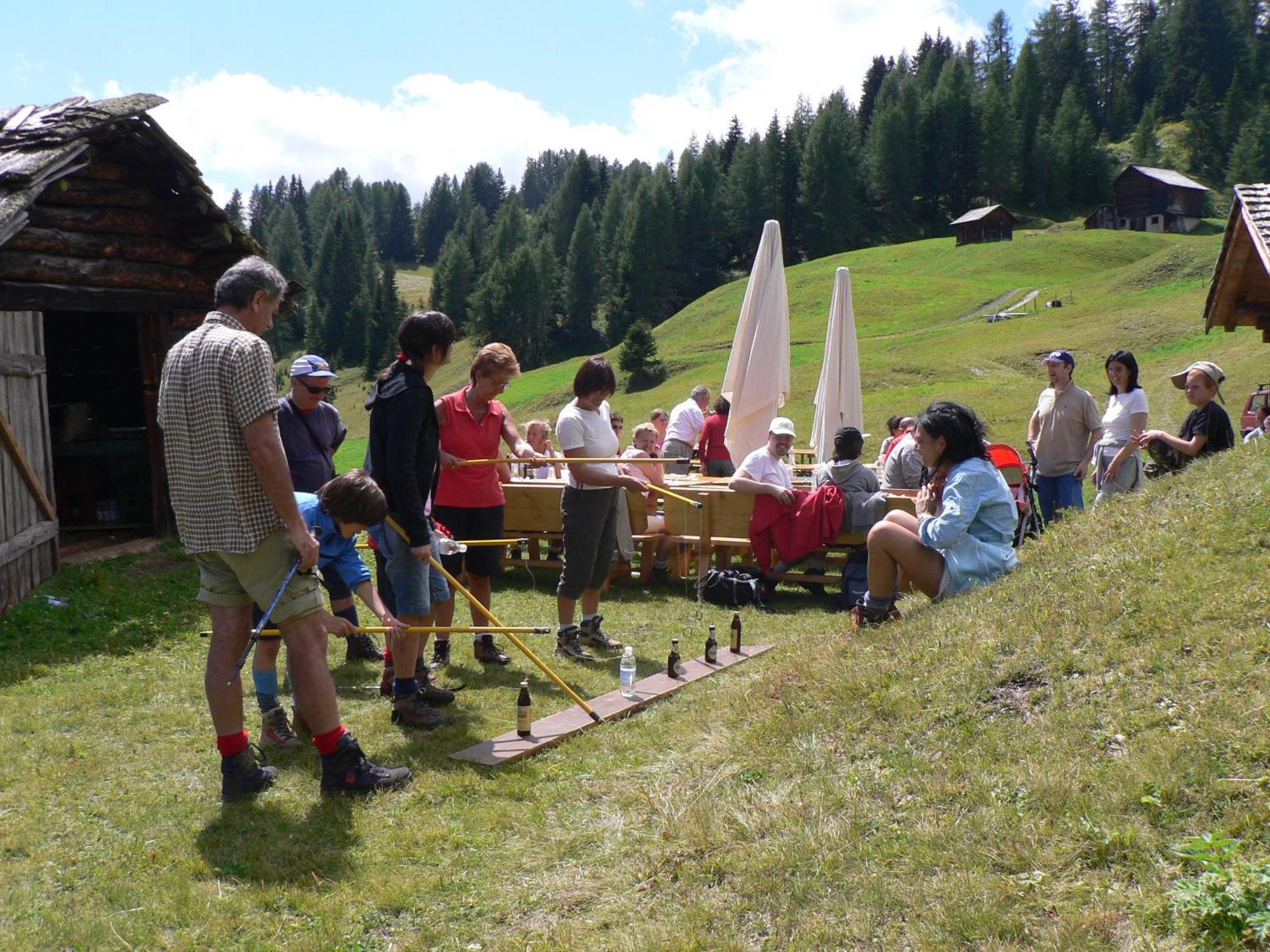 Hotel Alpenrose Dolomites La Valle Luaran gambar